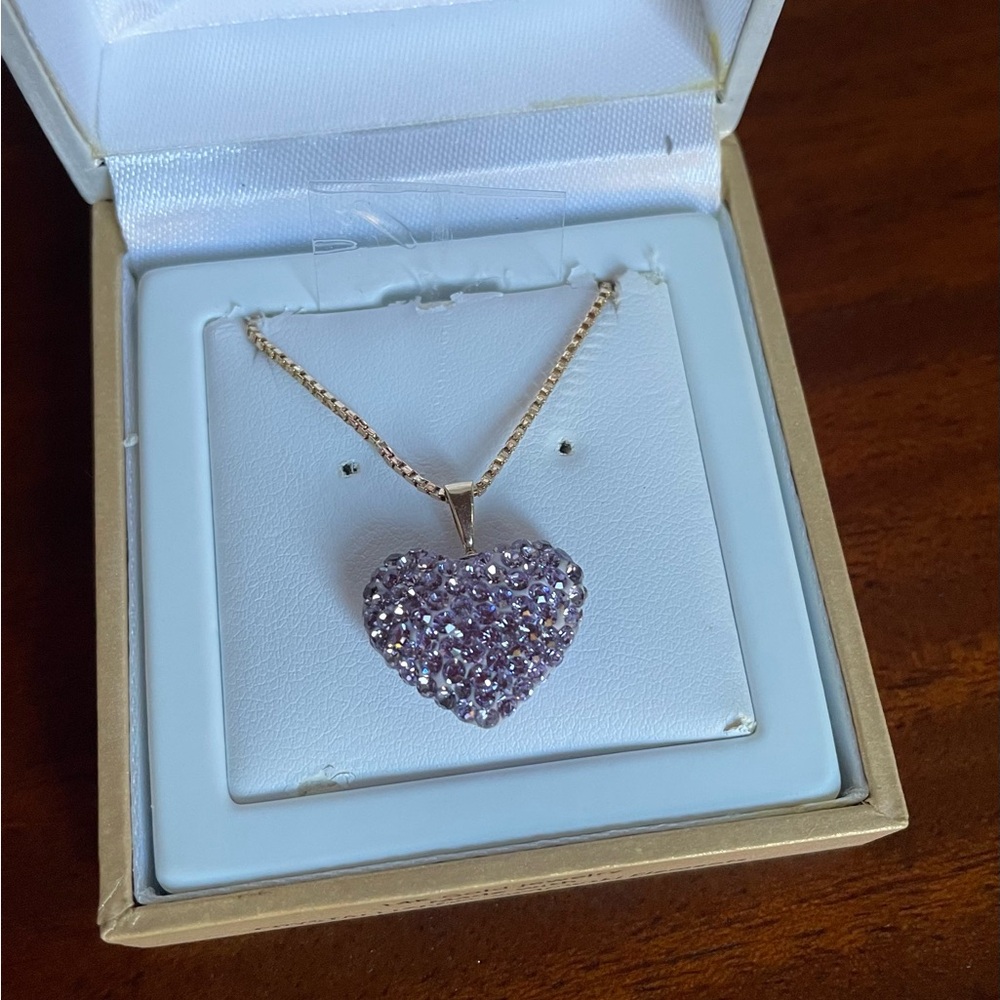 10K Gold necklace and lavender crystal pendant